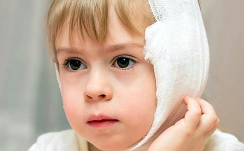 Острый средний отит у детей фото