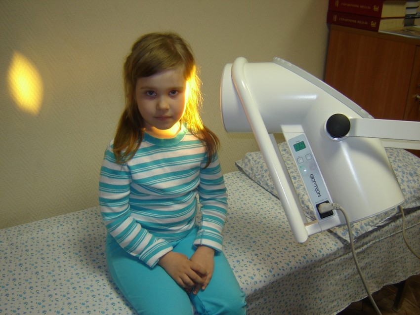 Острый средний отит у детей фото