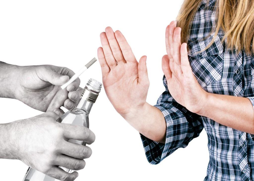 Отказ от вредных привычек для предотвращения осложнений при пневмонии