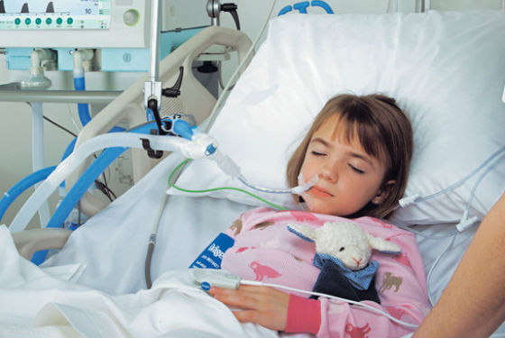 Часто воспаление легких возникает у ослабленных детей