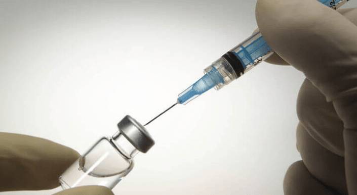 Можно ли совмещать прививки и алкоголь?